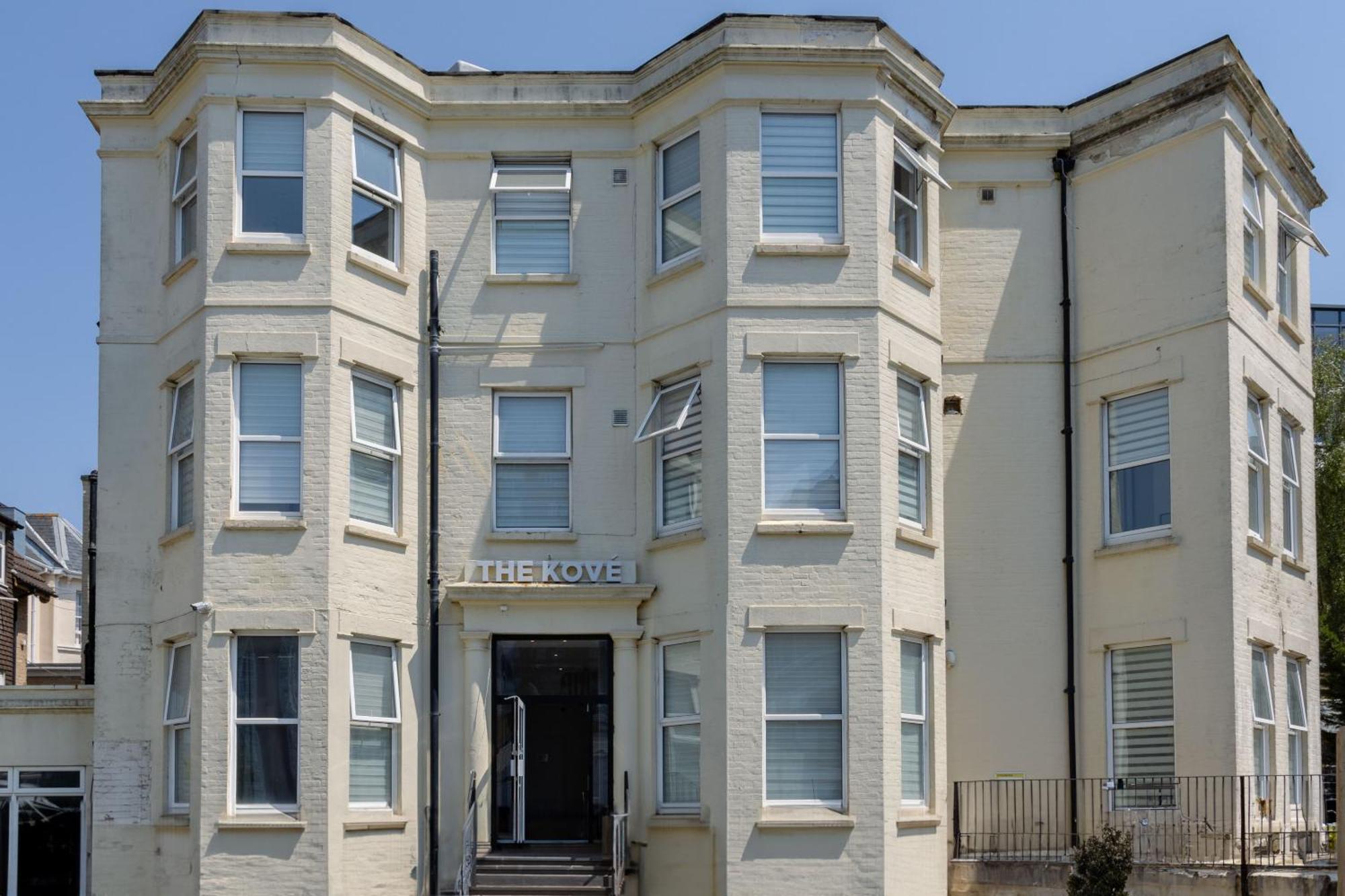 310, The Kove, West Hill Road Apartment *